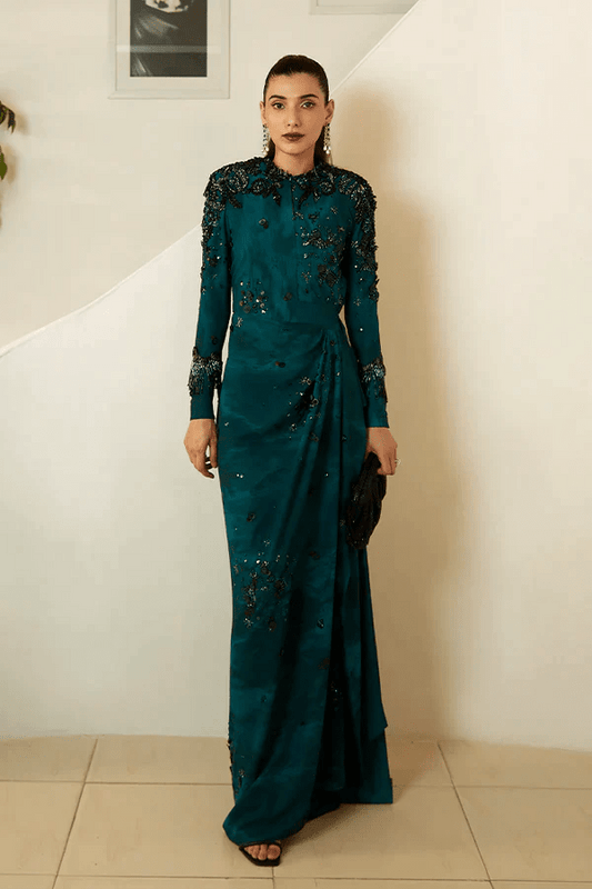 A Model wearing Stunning Suffuse ELISA Pakistani Luxury Pret 23 Outfit,Buy Suffuse UK Online